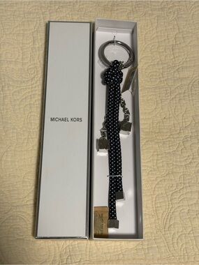 Michael Kores Bag/key charm with rope accent and MK logo charms! NWB 😍
